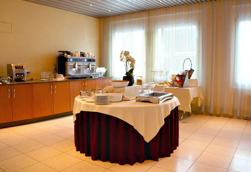 Tailormade Hotel Stans Sued Dış mekan fotoğraf